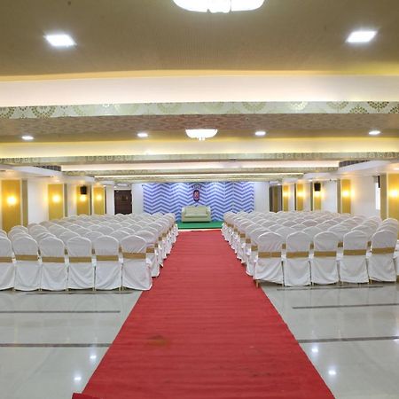 Nova Pride Hotel Hyderabad Exterior photo